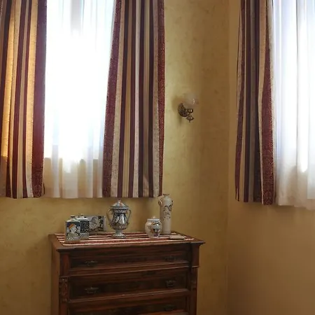 Del Poeta Bed & Breakfast