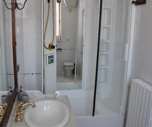 Del Poeta Bed & Breakfast 3*